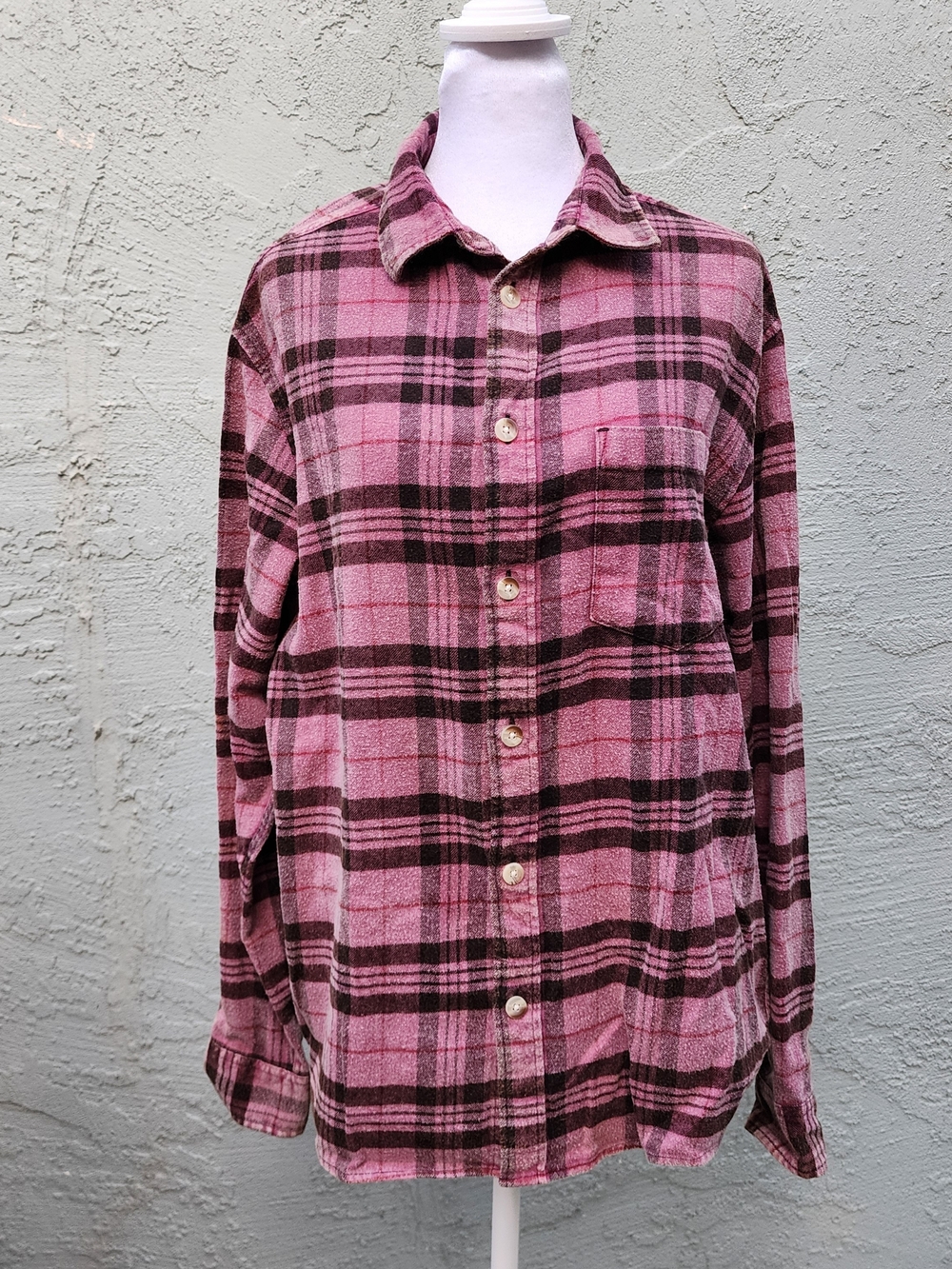Urban Outfitters Pink & Brown Plaid Flannel Button Down Shirt Size Small